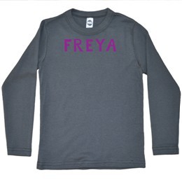  Langærmet grå bluse med lilla navn 1