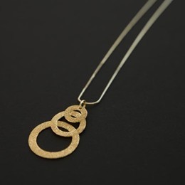 Three_soldered_necklace_1