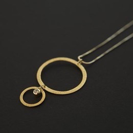 Two_circlestone_necklace_1