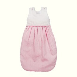 Baby_sovepose_rosa_1